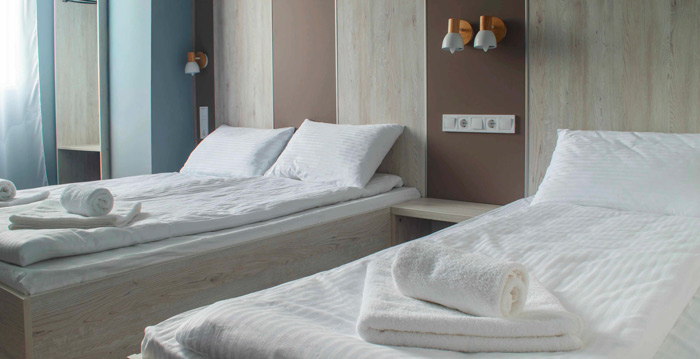 tysa 3 mistnyi econom 4