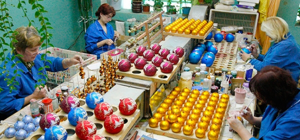 Фабрика ялинкових іграшок, Київ