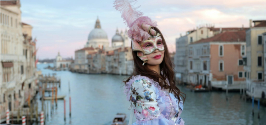 КАРНАВАЛЬНА ІТАЛІЯ - В&#039;ЯРЕДЖО ТА ВЕНЕЦІЯ