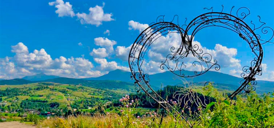 Високі Карпати. Від Буковелю до Говерли